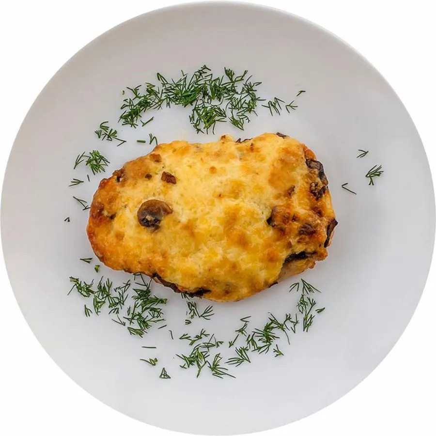 Курица отбивная с грибами